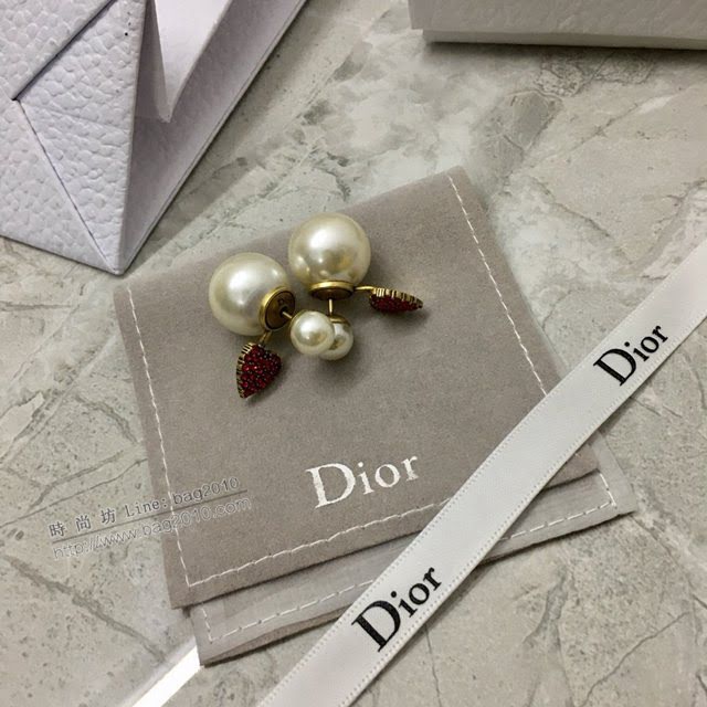 Dior飾品 迪奧經典熱銷款心形珍珠耳釘耳環  zgd1455